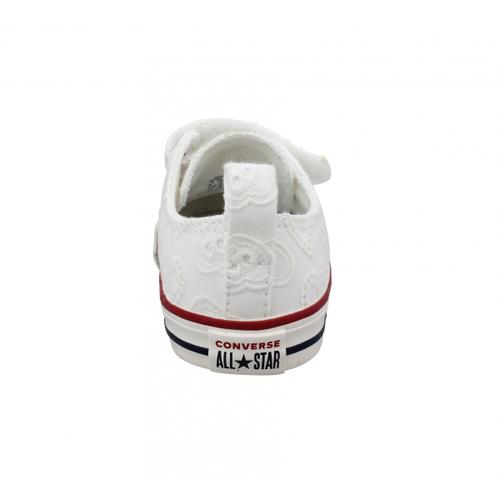 Converses hotsell blanches scratch