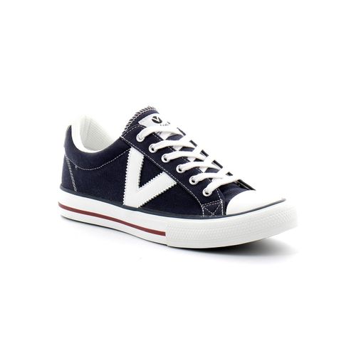Victoria. Victoria 1065164 Bleu