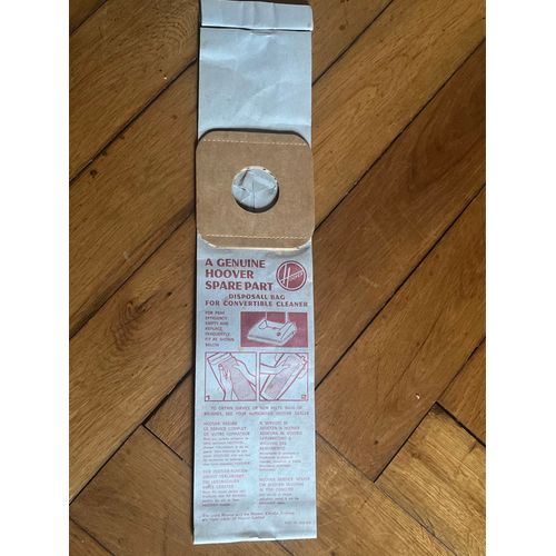 Sac d¿aspirateur balai HOOVER référence 92 11 35