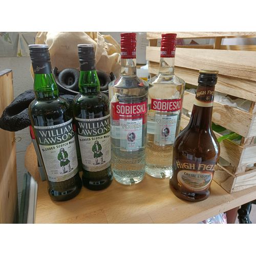 Vends Reste Mariage: Vodka Sobiesky, Whishy William Lawson Et Bailey Irish Fields