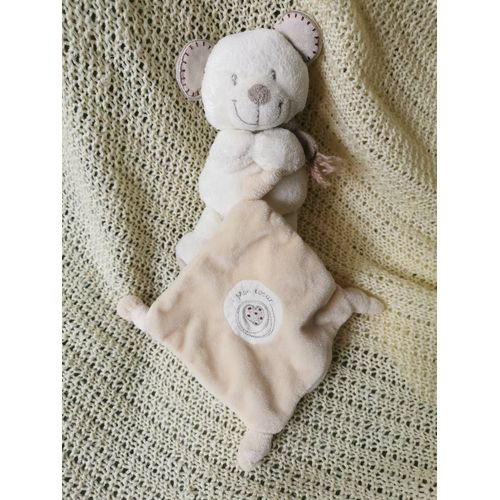 Peluche Doudou Beige Cème Mouchoir Mon Coeur Brodé Pommette