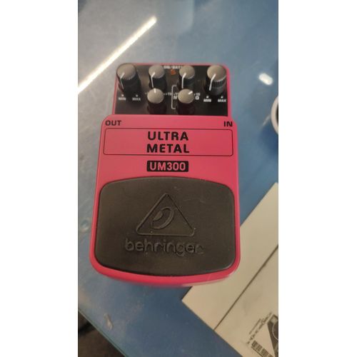 Pedale Behringer Ultra Metal Um300