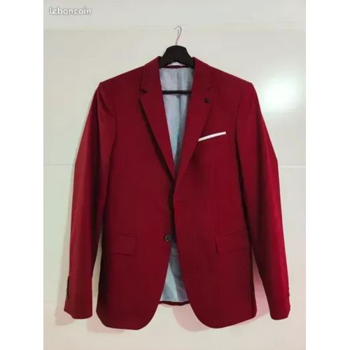 Costume Rouge Bordeaux 