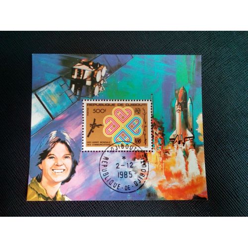 Timbre Djibouti Yt Bfs 567 Année Mondiale Des Communications 1983 ( 090505 )