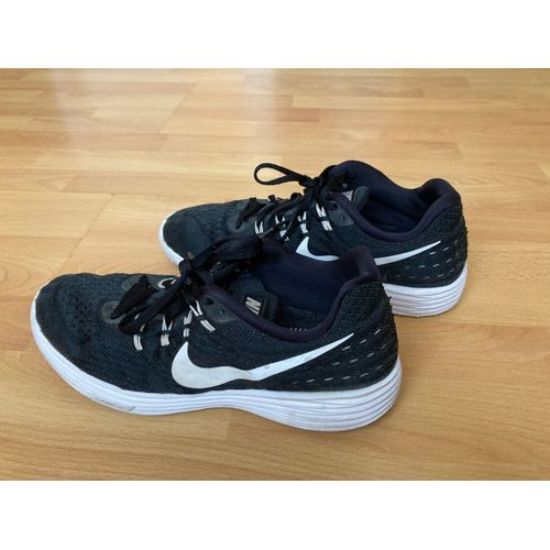 Basket Nike Lunar Tempo 2 Noire Et Blanche - 44