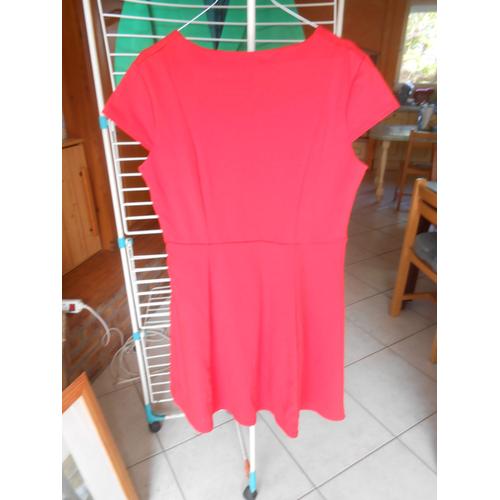 Robe Rouge Manches Épaules 3 Suisses Collection T44