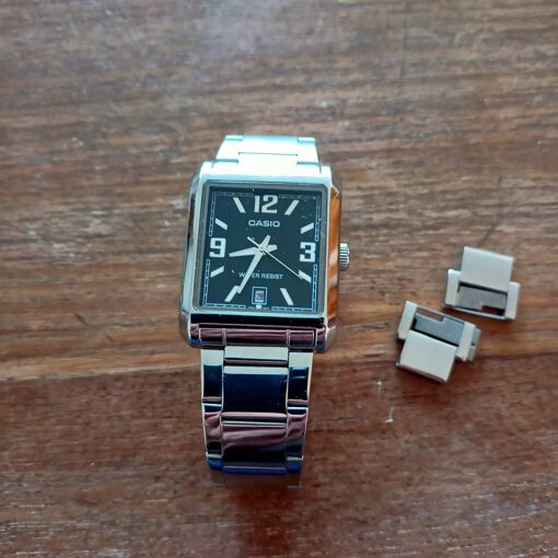 Montre VEDO à quartz en acier à mailles classiques pour hommes - Noir  sidéral – Kwelishop