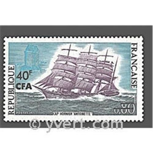 Voilier Cap Hornier "Antoinette" Surchargé C F A (La Réunion) Année 1971 N° 395 Yvert Et Tellier Luxe