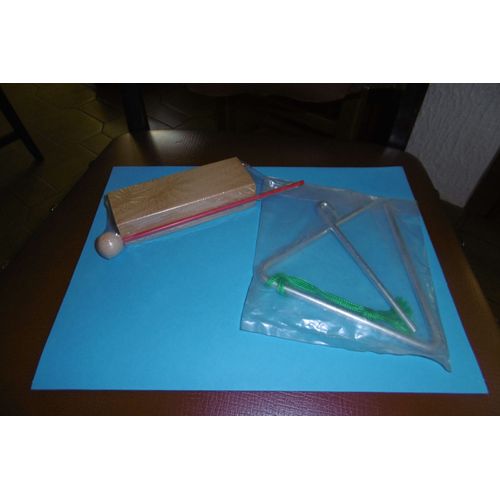 Ensemble Triangle Métal 14cm Et Clave En Bois 13cm