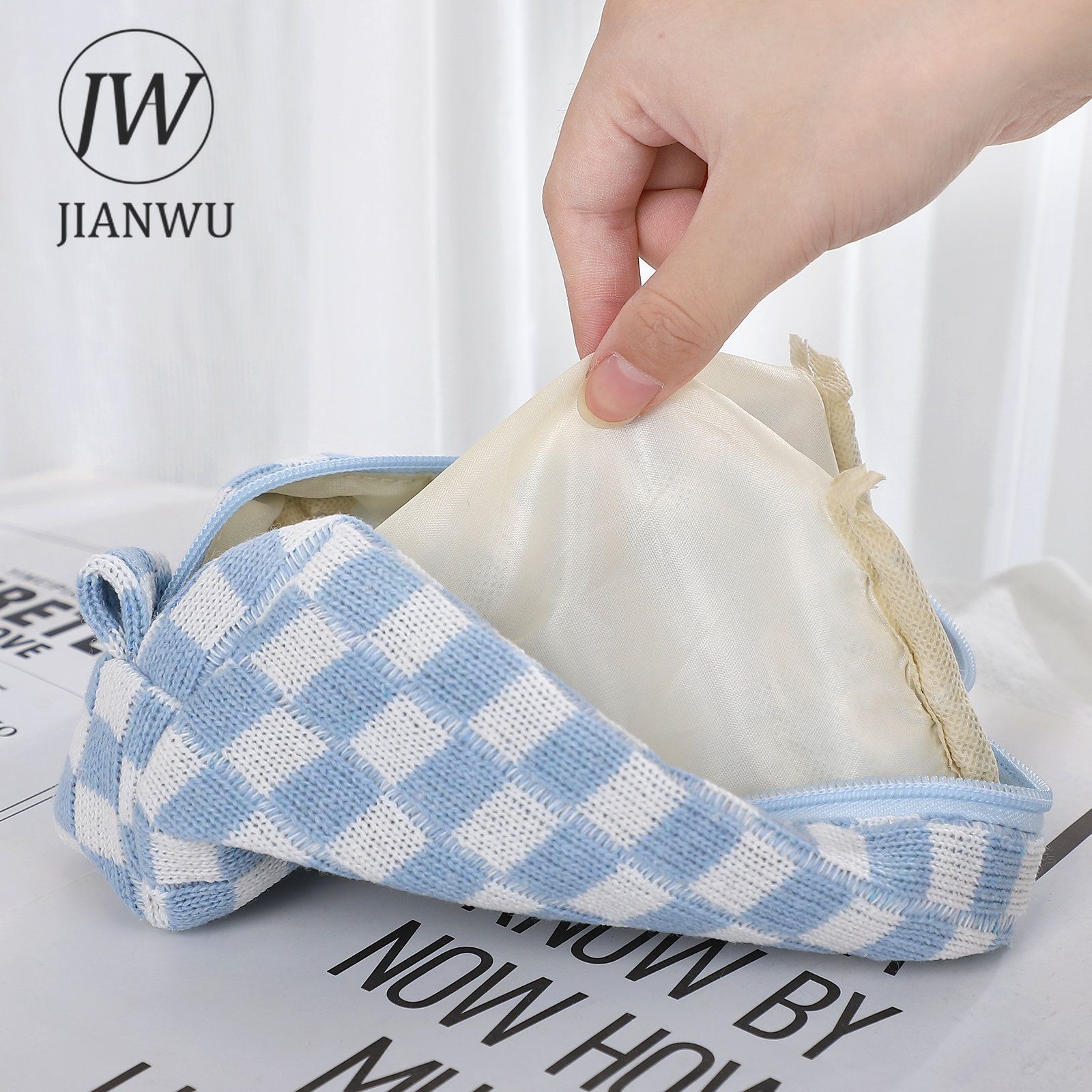 Jianwu Ins-Trousse  Crayons En Damier Avec Fermeture clair... - 4