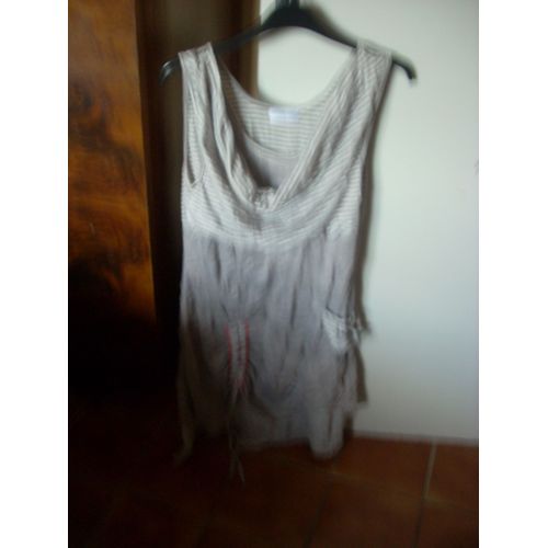 Robe Cache Cache 42 Polyester 100%.