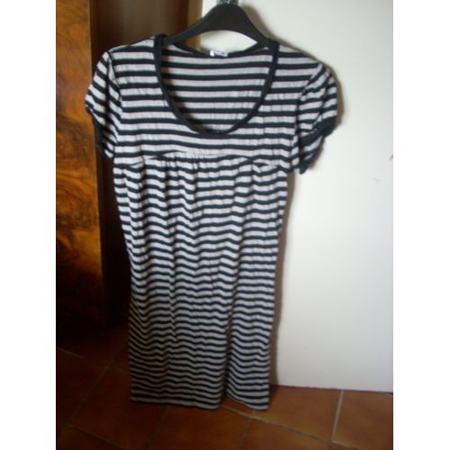 Robe Etam Taille 42 Coton 50%,Viscose 50%.