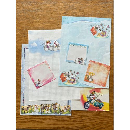 (B25) Lot Feuilles Diddl 