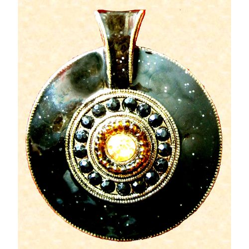 Medaillon Émaillé Sur Collier Tour De Cou