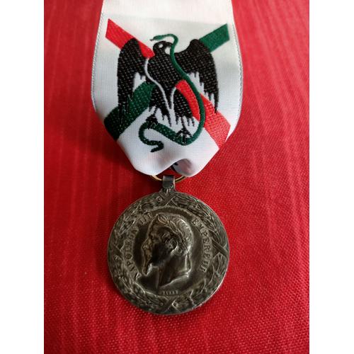 Médaille Napoléon Iii Campagne Du Mexique Avec Ruban "Repro"