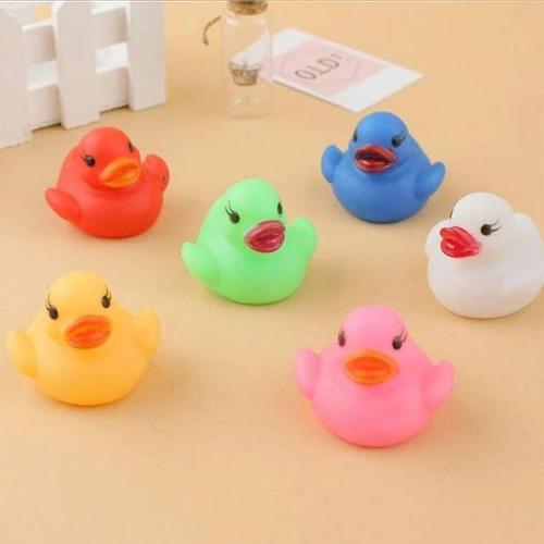 4 Bébé Bain Temps Jouët De Couleur Canard Changeant Lampe À Led Clignotant S'allume Lumière De La Lors Automatiquement Mise L'eau Dans Piscine D'eau Drôle