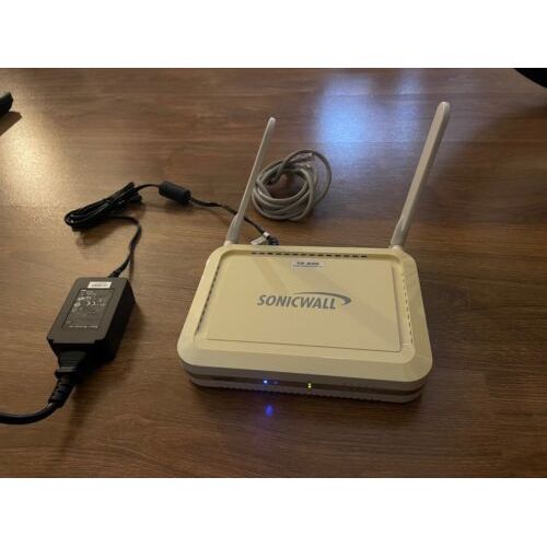 Sonicwall TZ105 TZ 105 avec bloc d'alimentation 105W FIREWALL Firewall Appliance