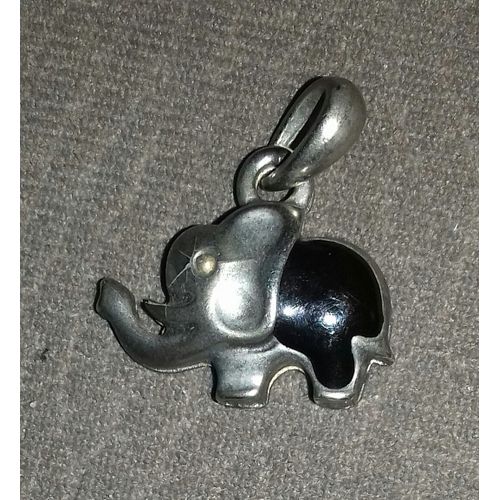 Pendentif Éléphant En Etain Et Pierre Hématite