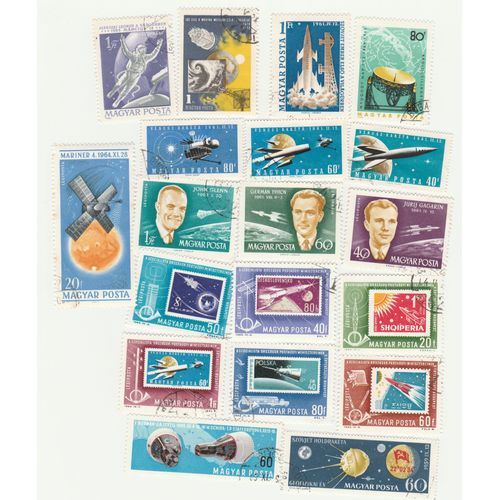 19 Timbres Oblitérés De Hongrie. Conquête De L'espace