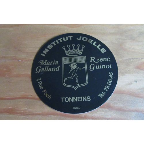 Autocollant - Sticker Institut Joelle À Tonneins