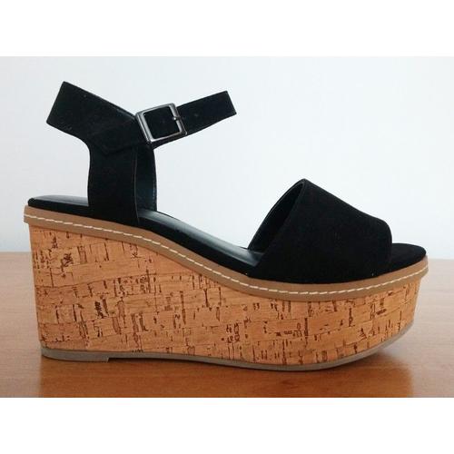 Nu Pieds Sandales Compensees. Noir. Imitation Liege. Nubuck. New Look. Pointure 37