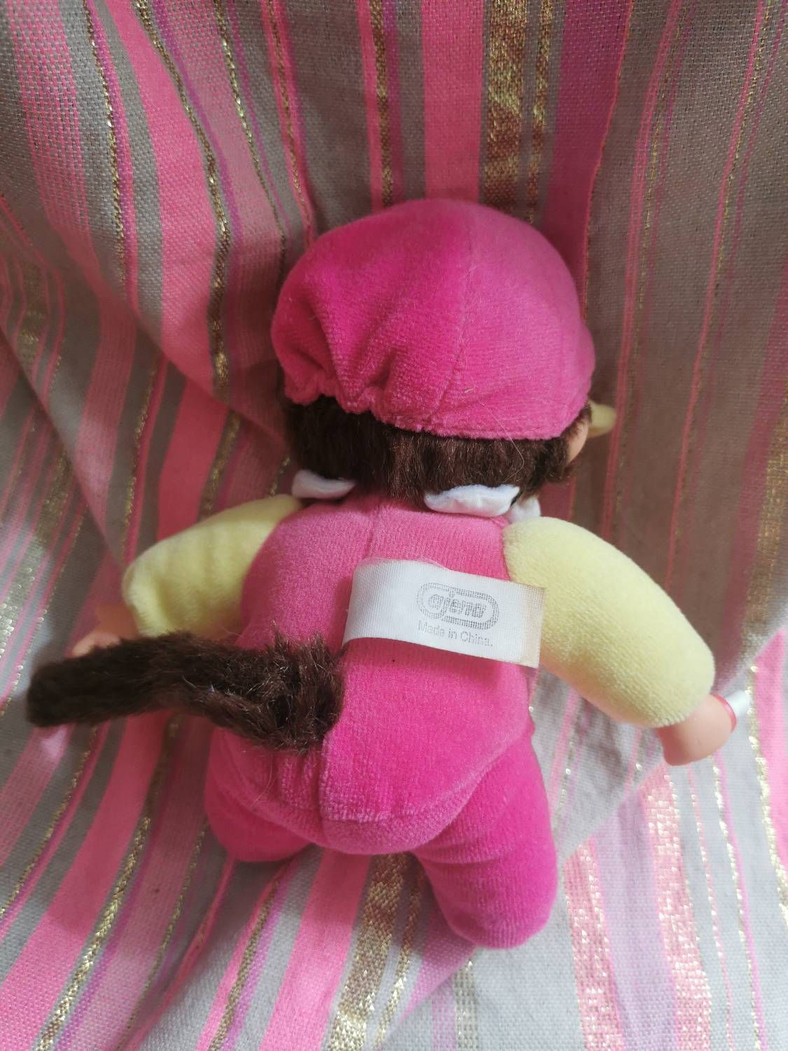 Kiki Bebe Fille Avec Casquette Et Pouet Pouet Au Ventre Peluche Doudou Ajena Kiki Le Vrai 18cm Rakuten