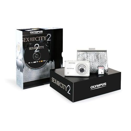 Appareil photo Compact Olympus FE-4030 Blanc SEX & THE CITY 2 - appareil photo numérique - compact - 14.0 MP - 4x zoom optique - blanc pur