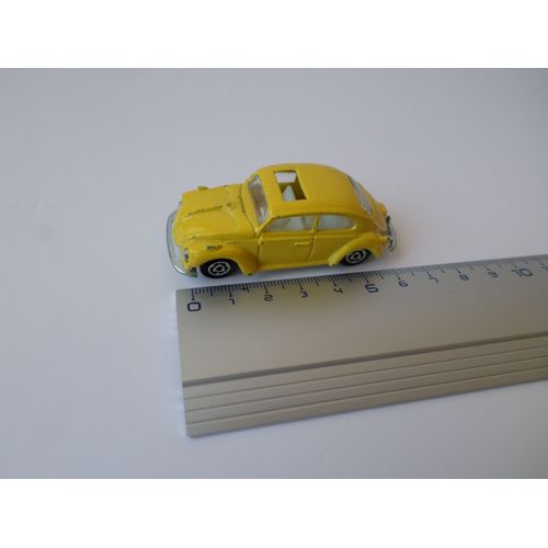 Volkswagen Berline Modele 1302 Jaune-Majorette