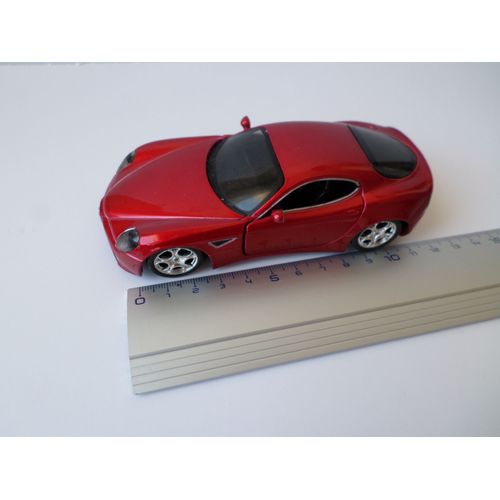 Alfa Romeo Coupe Modele 80 Competitionne-Burago