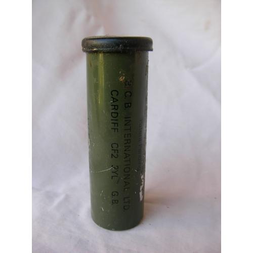 Ww2/Postwar Angleterre Tube Stick De Camouflage Plein Vert / Marron