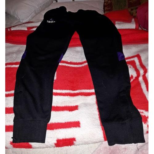 Lot De Deux Joggings Skita Et Airness Taille 14 Ans ..