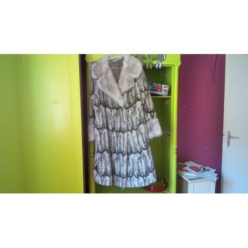 Manteau Pour Femme De La Creation Monqiue