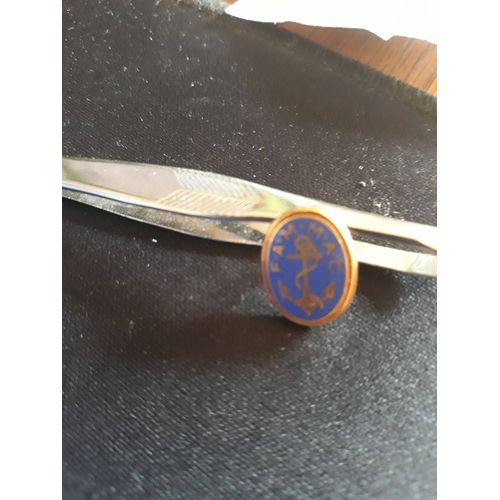 Ancre Marine Pin's F.A.M.Ma.C Fédération Des Associations De Marins Et De Marins Anciens Combattants Ref 5235