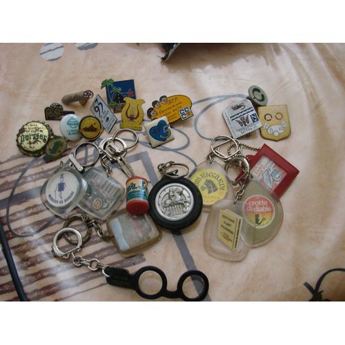 Porte Clef, Pin's, Broches, Anciens,