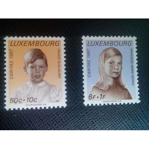 Timbre Luxembourg Yt 710 - 711 Princes Et Princesses 1967 ( 0060705 )