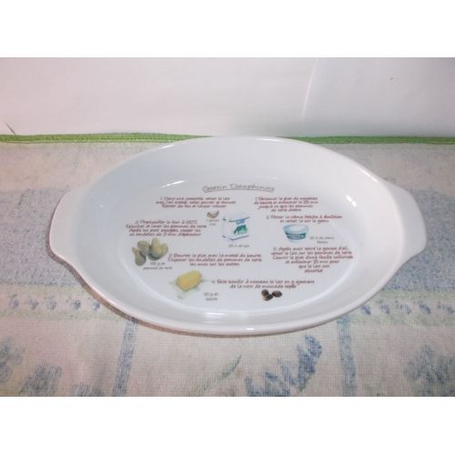 Plat À Gratin Avec Cuillère En Bois - Cuisine - En Boîte