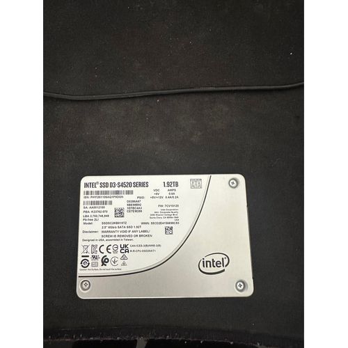 Intel ssd d3-s4510 séries 1.92tb
