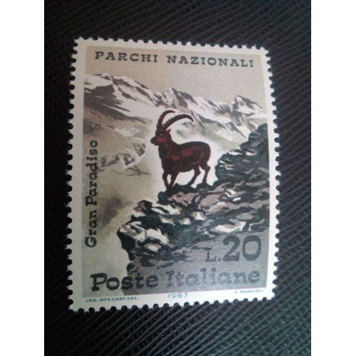 Timbre Italie Yt 964 Bouquetin Des Alpes (Capra Ibex) Et Montagnes Lavon Dans Le Grand Paradis 1967 ( 10805 1)