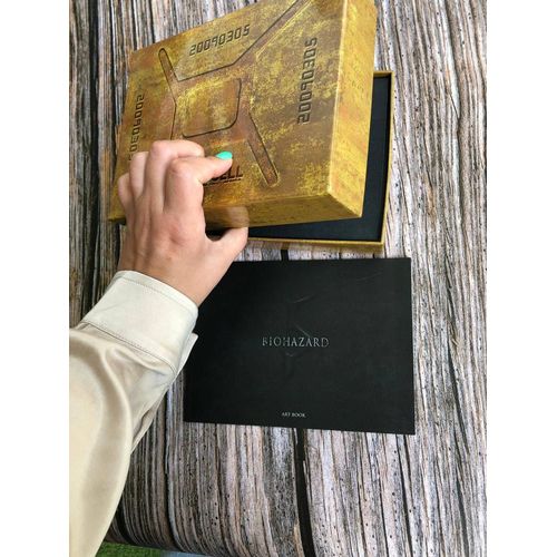 Collector Japonais Resient Evil 5 Xbox 360