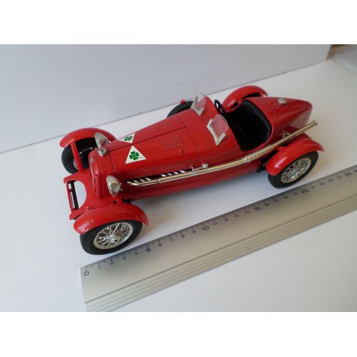 Alfa Romeo Course Modele 2300-Burago