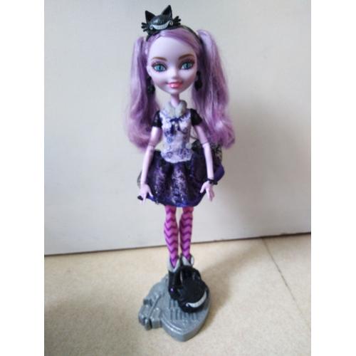 Poupée Ever After High - Kitty Cheshire