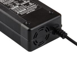 Chargeur de batterie au lithium 67.2V 2a pour Vélo Trotinette électrique 16S 60V 