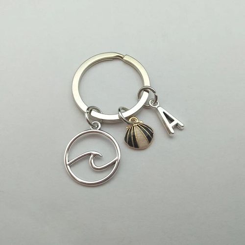 New Summer Beach Wave Shell Pendentif Porte-Clés Lettre A-Z Porte-Clés Surf Wave Porte-Clés Couple Bijoux Cadeau - Type A