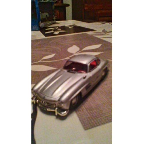 Voiture Miniature Mercedes300sl-Editions Atlas