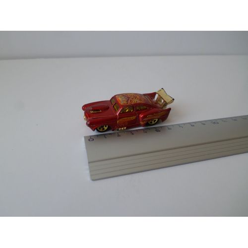 Dragster Modele Rouge Aileron Dore-Hot Wheels