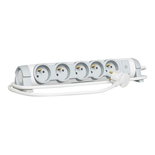 C2G Multi-Outlet Extension for Comfort - Coupe-circuit - CA 230 V - 3500 Watt - entrée : alimentation - connecteurs de sortie : 5 (3 pôles (France/Belgique)) - 3 m cordon - blanc