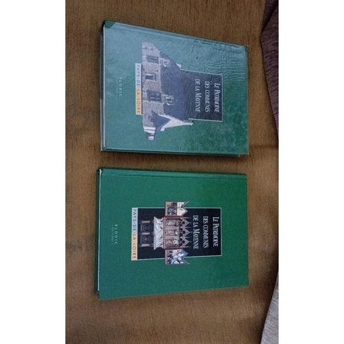 Le Patrimoine Des Communes De La Mayenne ‎Ed. Flohic, Collection « Le Patrimoine Des Communes De France », 2002, 475-478pp, In-8. Bon État. Couvertures Cartonnées Rigides Illustrées Éditeur.