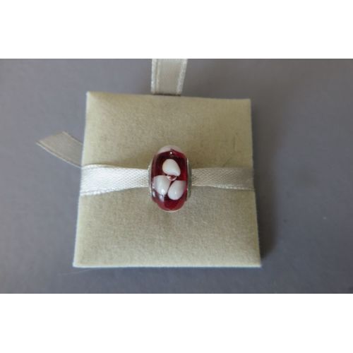 Charm 217 + Perle Murano Rouge/ Blanche/Argent Amore & Baci