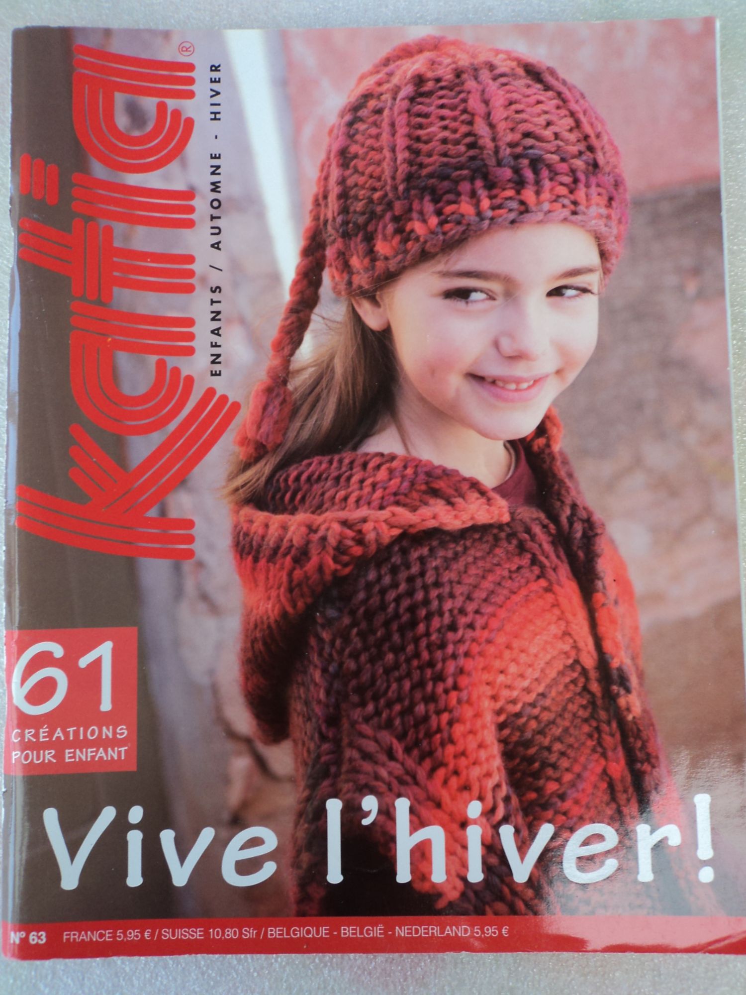 Revue Magazine " Katia " Loisirs Creatifs Tricot Crochet...N°63 Hiver 61 Créations Enfants