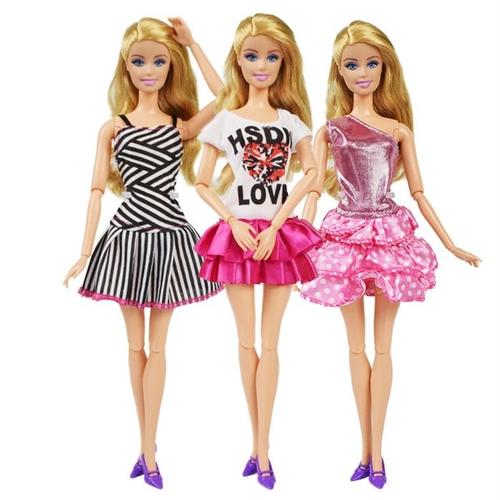 Barbie Lot de 4 paires de chaussures Barbie Rose